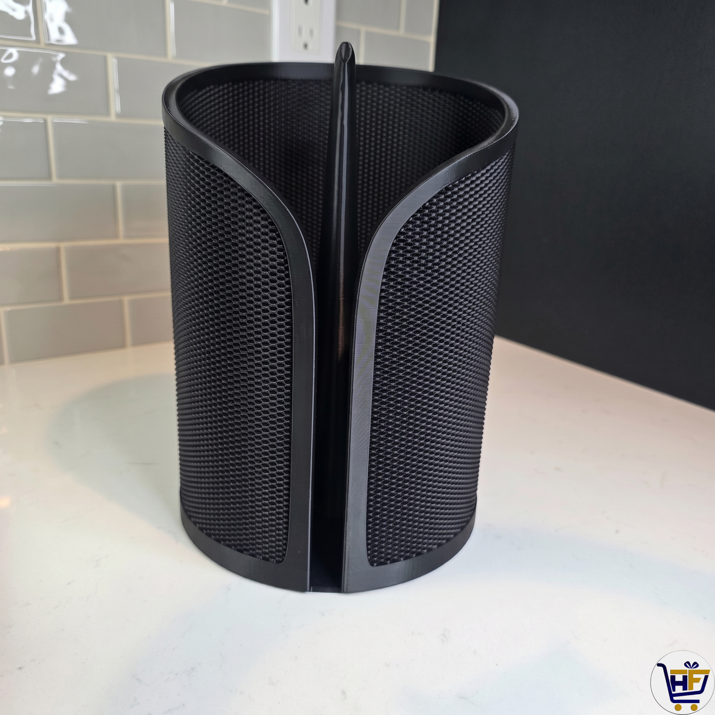 Woven Pillar | 9.5 inch 3D-Printed Bounty Holder – Modern Geometric Kitchen Boutique Decor