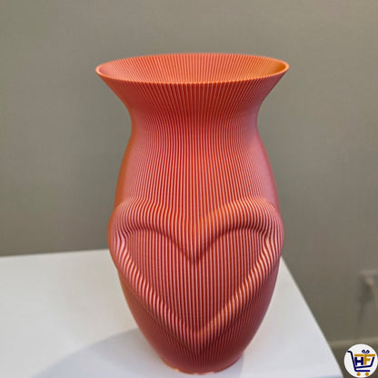 "Gilded Heart" 7" 3D-Printed Silk Vase – Radiant Color-Shift Ribbed Vessel